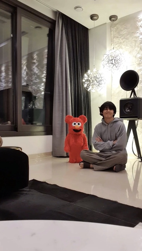 V Weverse Update