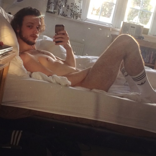 theadidaspup:  Pupp needs some cuddles 🐶🐾  Who’s coming over? 👅💦