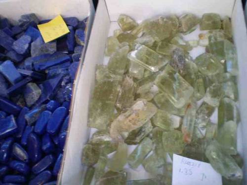 Polished stones, minerals and cristals offered for sale during LLA = Lwoweckie Lato Agatowe in town 