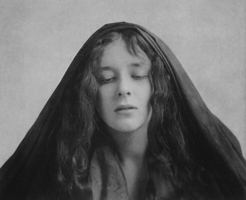 Alphonse Mucha - A Cloaked Woman c.1904 (by Gargantuan Sound)