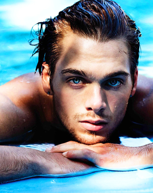 Sex zacefronsbf:  Dylan Sprayberry for Da Man pictures