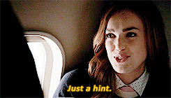 divergents:Oh! I almost forgot. I made you this.
