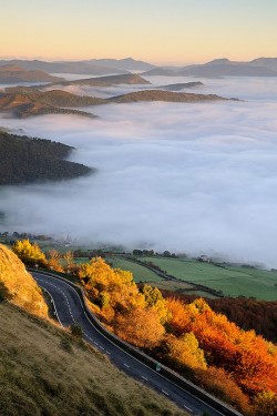 wonderous-world:  Biscay, Spain by Javi Díez