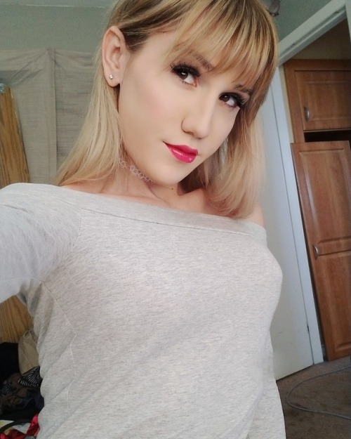 trishy: lena-kelly:#transgender #trans #mtf #selfie #artist #gf #pornstar #blonde #mac #marcjacobs #