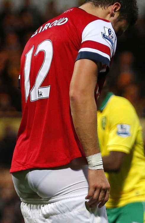 Football Backsides: Sergio Aguero, Hulk, Edin Dzeko, James Rodriguez, Olivier Giroud,  Pascal B
