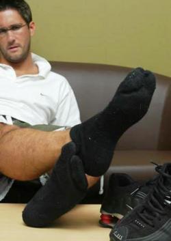 guysandladsinblacksocks:  Steve Hooper in