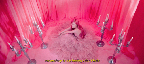capricornaes:apink - %% (2019)