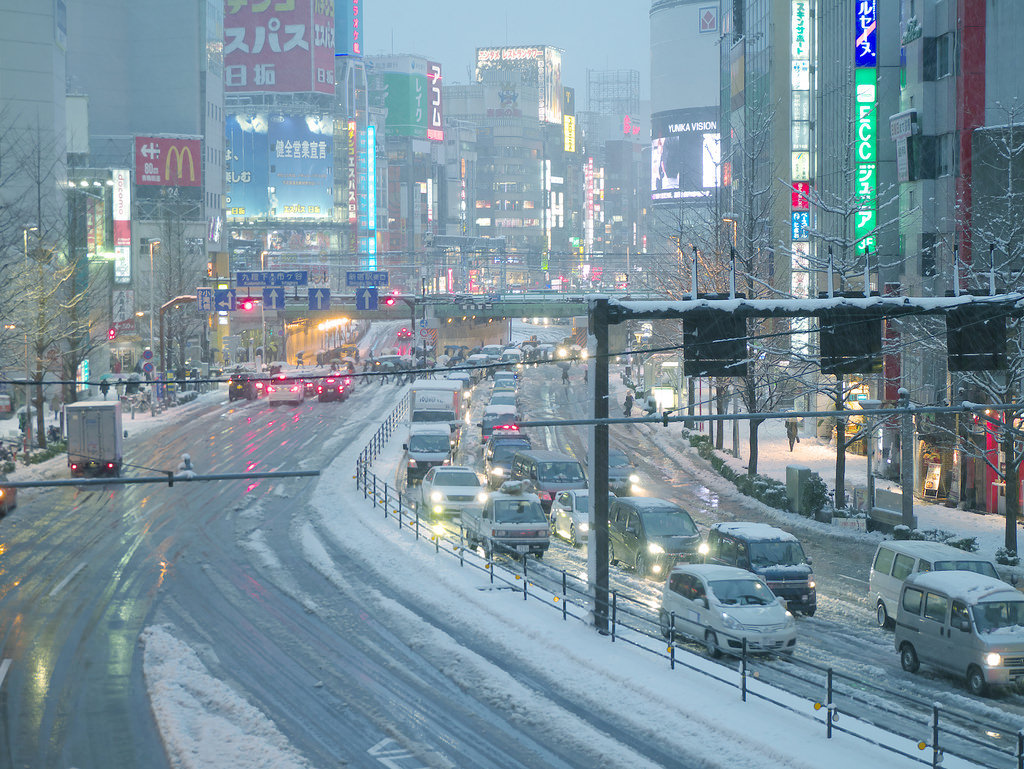 iesuuyr:  Shinjuku snow scene by   	B Lucava 	  	 				 					 						 					 				 			