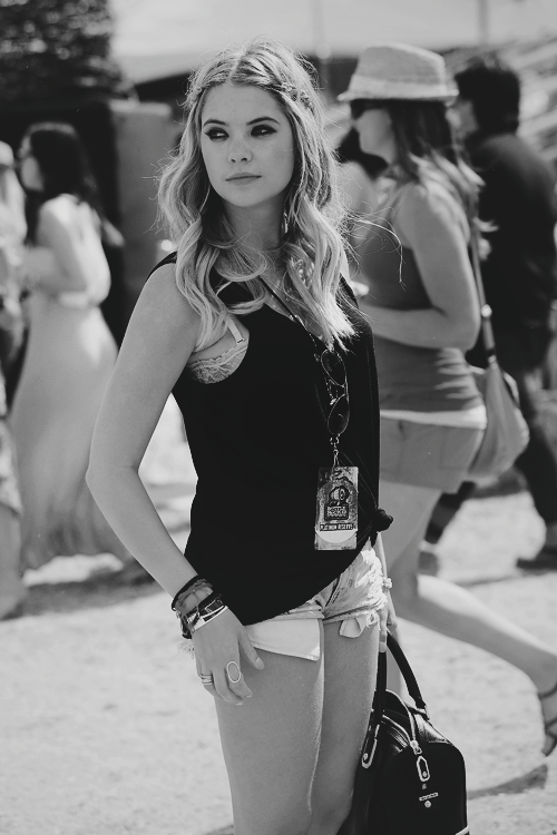 forthosewhocravefashion:Ashley Benson