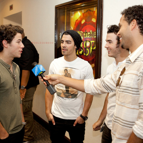 jonas brothers