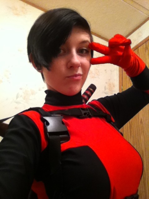 dirty-gamer-girls:  Check out more at http://dirtygamergirls.com  Possibly the sexiest Deadpool evah!