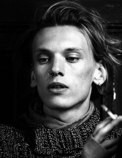  jamie campbell bower  