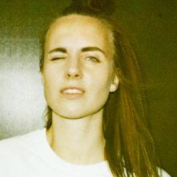 MØ