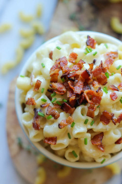 do-not-touch-my-food:  Bacon Mac and Cheese