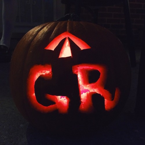 dailyreenactor: driftingfocus: Loyalists represent! #pumpkin #jackolantern #halloween How reenactors