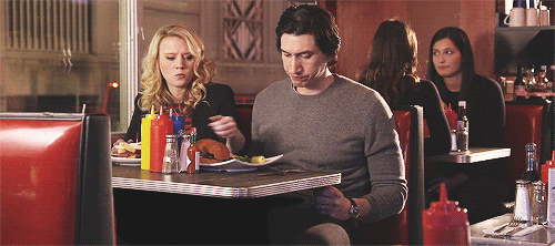trashforreylo:arbutus-blossoms:theflavourofyourlips:(x)OMFG I DIDNT EVEN NOTICE THE LAST GIF WHEN HE