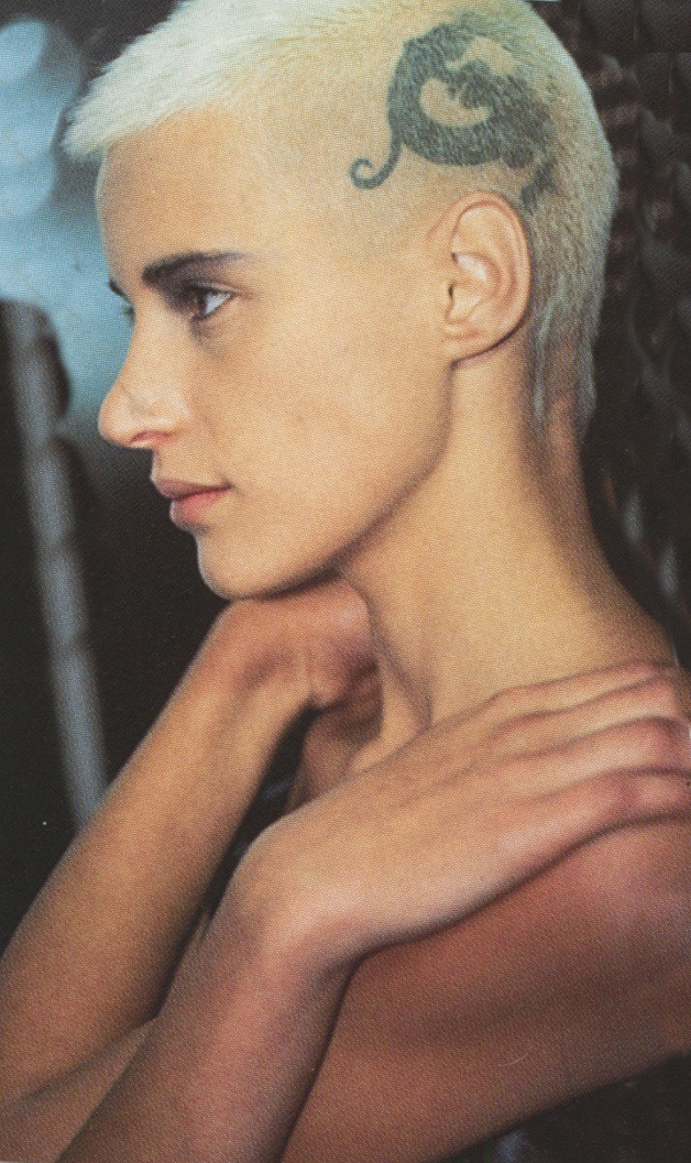 schu-schu:  vogue_uk_sept_1996 