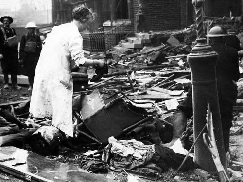 Bomb damage during the Liverpool Blitz (September 27th,1940):A block of flats in Belvidere Road, whe