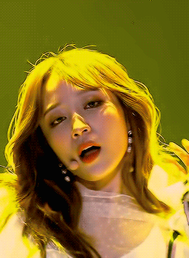 minchims: favorite looks of 2017    ↳ (170411) boy - hani 