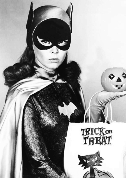 vintagegal:Yvonne Craig as Batgirl, 1960s 