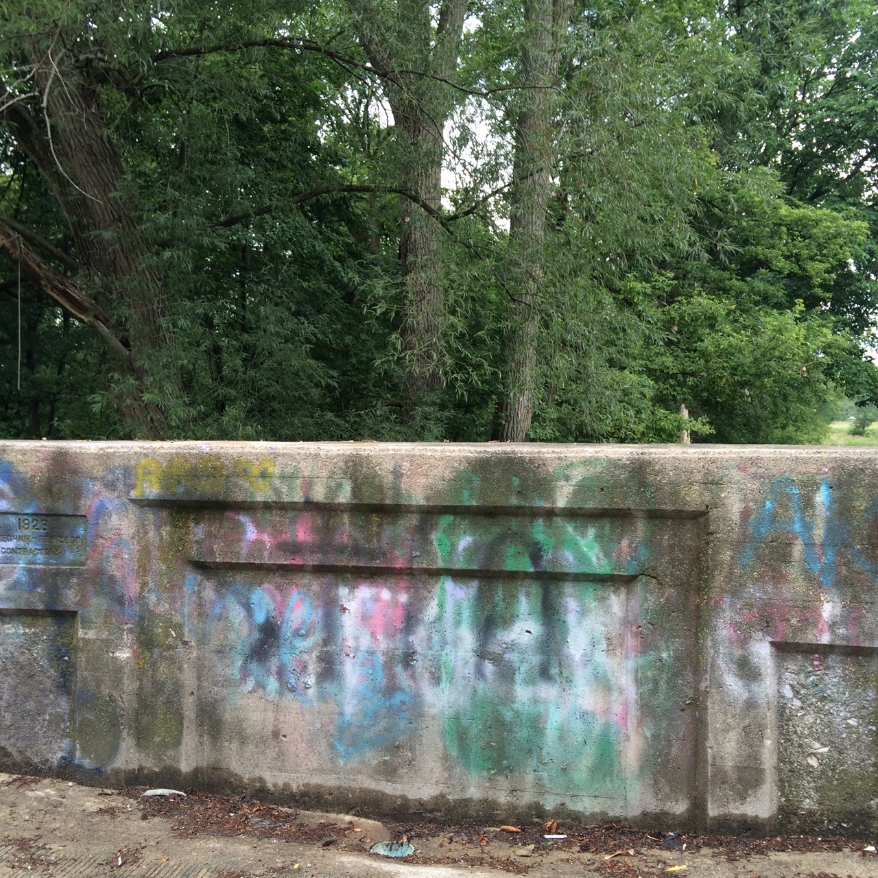 flowerette:  this bridge is allegedly haunted n my camera did a weird wavy thing