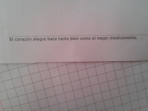 morir-para-vivir:  El corazón alegre hace tanto bien como el mejor medicamento. 