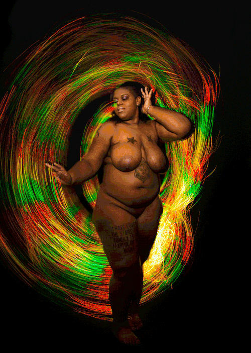 Sex ryansuits:  Light Painting GIFs / Angel Xanthia pictures