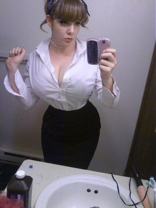 bustysister: I have no idea why my older sister texts me pictures of her pre-date outfits. She says 