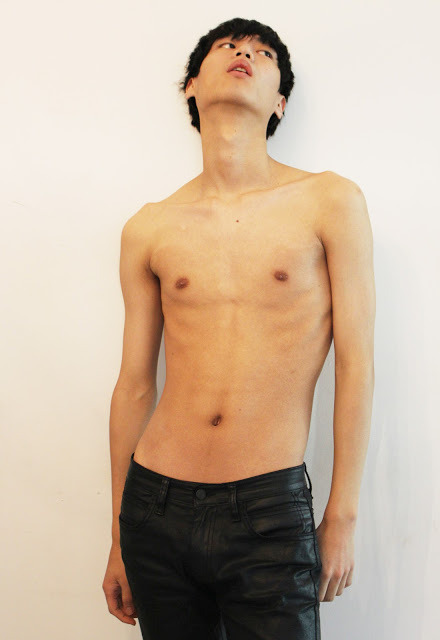 hungrgayboy: koreanmodel: Heo Hyun 호오