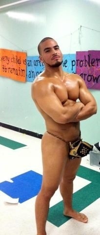 chingones:  bubblebuttland:  hot!  (via TumbleOn) 