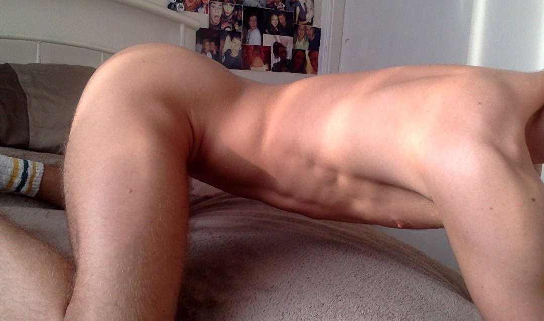 pale-teas:  ●◐◑pretty pale bitch◒◓●