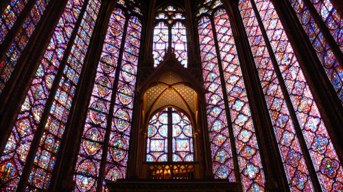 veryculturedswine:The Stained Glass of Sainte-ChapelleInterior of the upper chapel (looking northeas