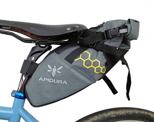 gravelbike-dot-com:Apidura seat pack on Flickr.