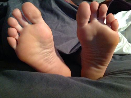 loiony: juniors4209: My wife’s beautiful feet I just love beautiful feet❤Do you?Follow meI’m posting