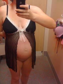 changingroomselfshots:  A bit pregnant but