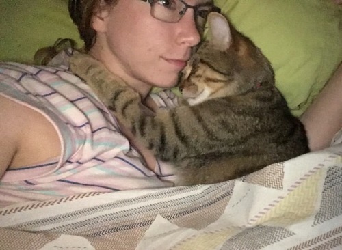 necro-mance:  He not only puts his arms around me, he also has to get under the blankets for super extra warmth