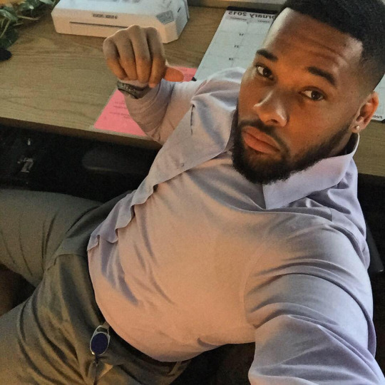 xemsays:  xemsays:  those nine to five BLACK MALE PROFESSIONALS who work hard for