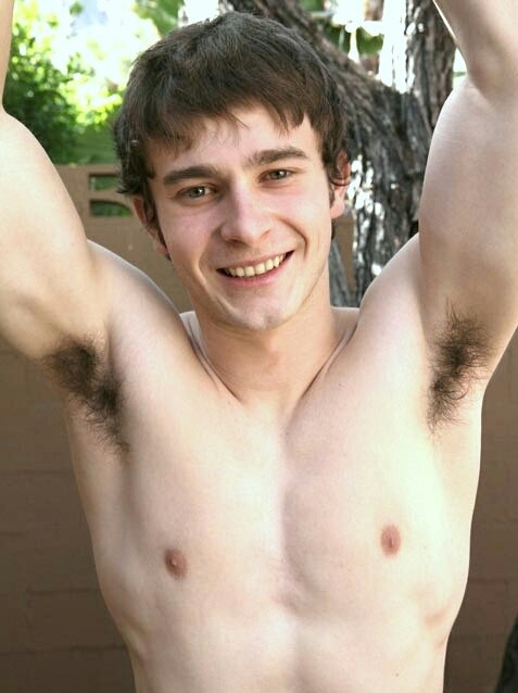 kuklapootblr:  Love a guy with hairy pits and a smooth chest… Mmmm… I’ll bet