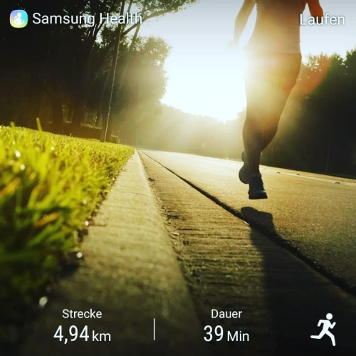 Running.... #check #running #frischelufttutgut (hier: Bad-Cannstadt, Baden-Wurttemberg, Germany) Https://www.instagram.com/p/CBEG6AOBoyt/?igshid=b92dentt2p3t