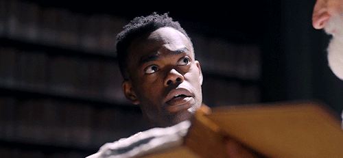 deeptheon:WILLIAM JACKSON HARPER in MIDSOMMAR (2019)