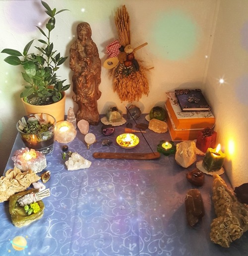 Beltane altar My instgram - crystalia_witch