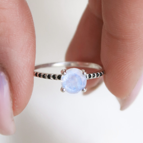 Rainbow moonstone + black topaz