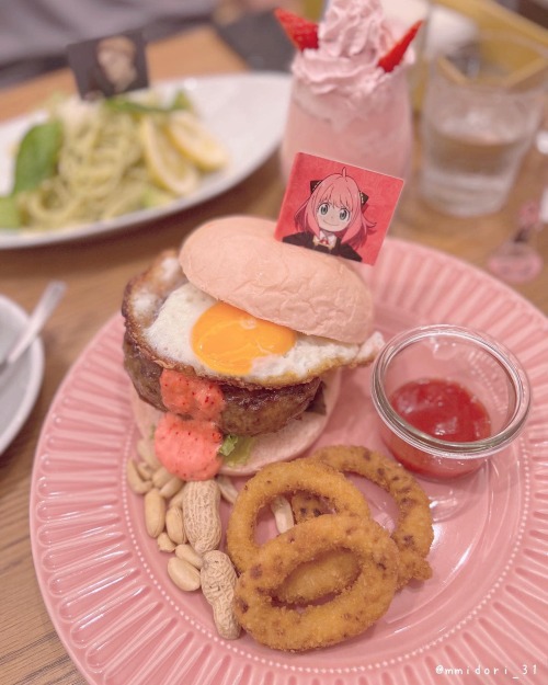 Spy x Family Cafe in Tokyo by mmidori_31Waku Waku!