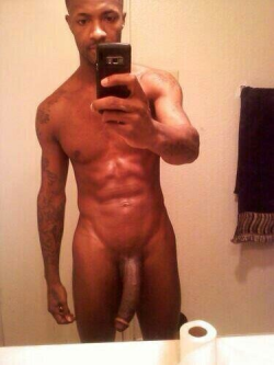 whtbttm4blktops:  dcnupe:  💥  mmmmm