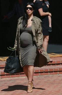 Ultimatekimkardashian:  Ultimatekimkardashian:   Kim And North Out For A Birthday