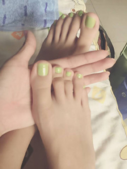 Summer Asian Feet