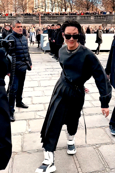 ☽⁷ — Jung Hoseok at Dior Fashion Show