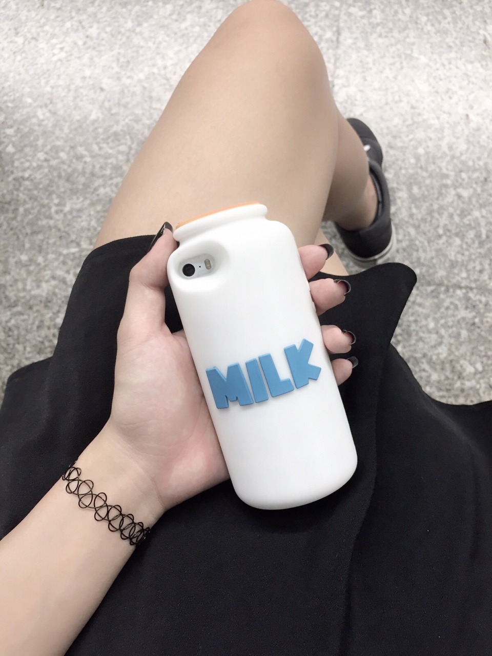 sushimoe:  my new phone case c: 