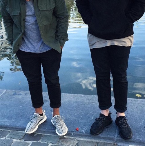 lewisapon:  more fashion here.