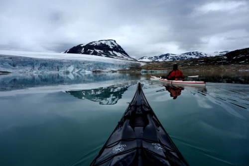 atraversso:  Nærøyfjord - Norway by Tomasz Furmanek   Please don’t delete the link to the photograph